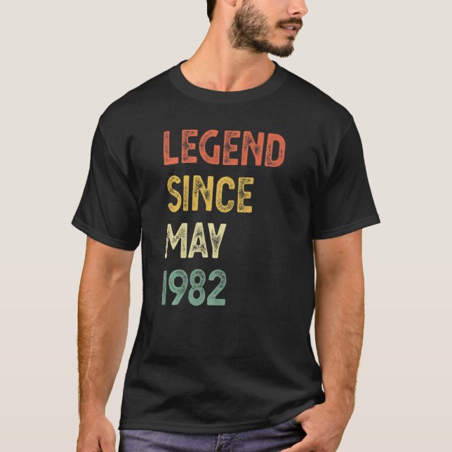 Camiseta Lenda De 40 Anos Desde Maio De 1982 aniversário de (Frente)