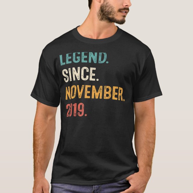 Camiseta Lenda de aniversário de 3 anos desde novembro (Frente)