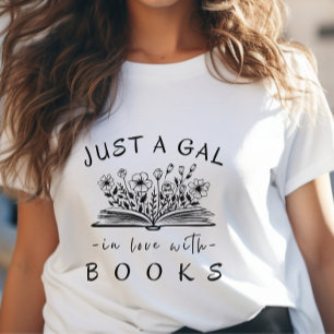 Camiseta Lendo livro é apenas um amigo apaixonado por livro