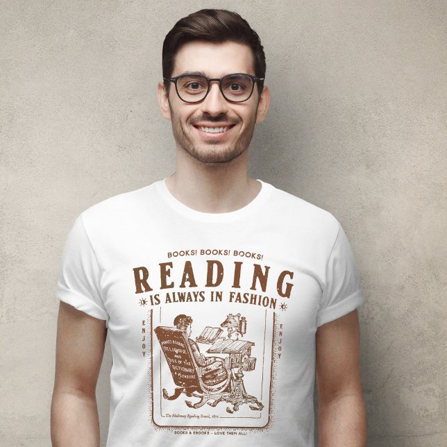 Camiseta Lendo Livros Sempre na Moda (Criador carregado)
