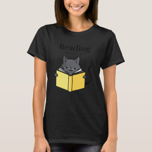 Camiseta Lendo porque assassinato é livro de gatos feminino