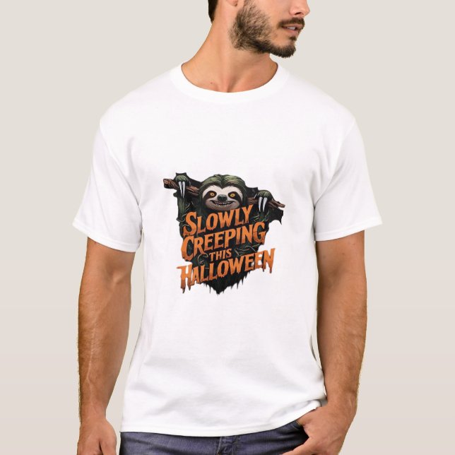 Camiseta Lentamente se Aproximando Neste Halloween - Pregui (Frente)
