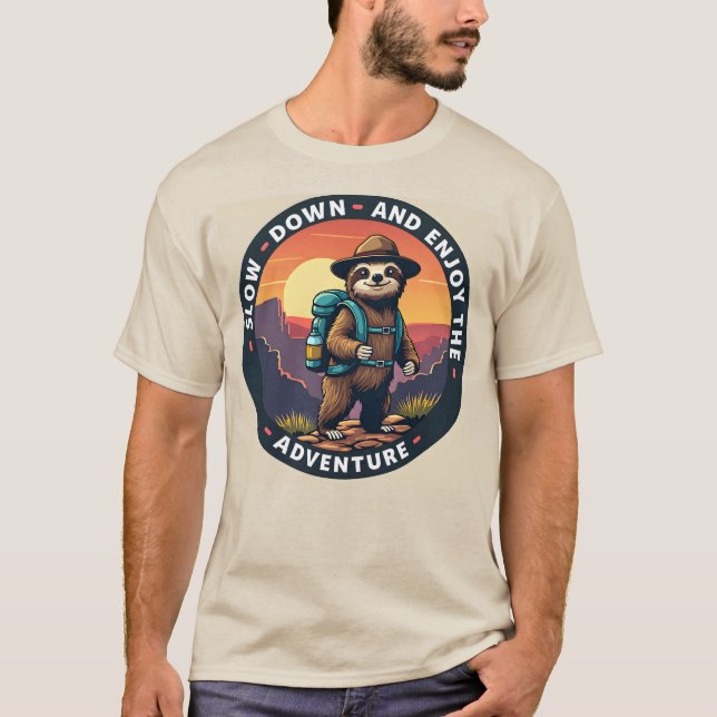 Camiseta Lentidão verde e desfrute da aventura (Frente)