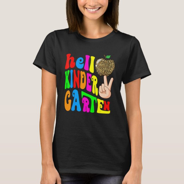 Camiseta Leopard Apple Hello Kindergarten Teacher Kids Back (Frente)