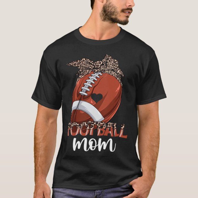 Camiseta Leopard Football Mom Life Game Day Vibes Mama Moth (Frente)