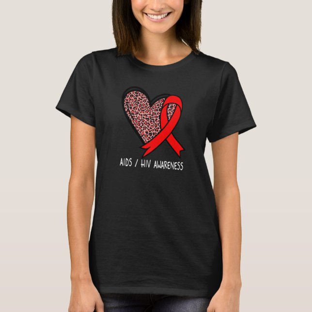 Camiseta Leopard Heart AIDS HIV Sensibilização Fita Vermelh (Frente)