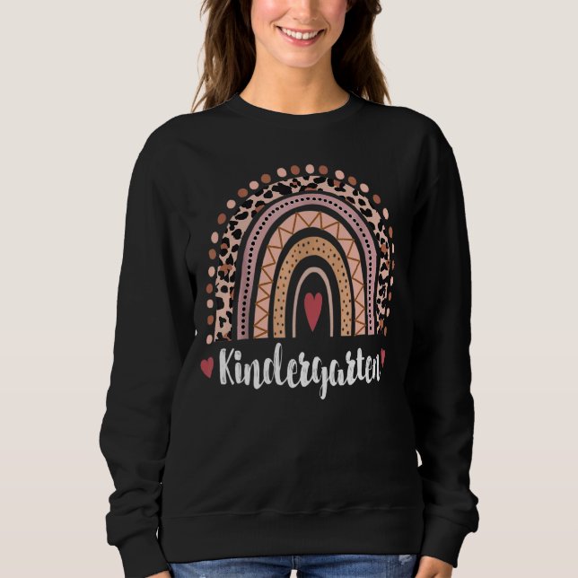 Camiseta Leopard Rainbow Day Of School 2022 Kindergart (Frente)