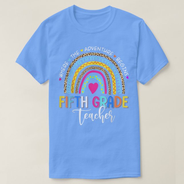 Camiseta Leopard Rainbow Quinto Grau Onde A Aventura Será (Frente do Design)