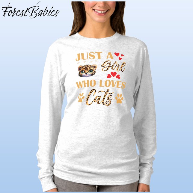 Camiseta Leopard Spot Animal Print Kitty Graphic 🐆 (Cute Leopard Kitten, Wild Kitty, Feline Animal Print Font, Just A Girl Who Loves Cats T-shirt 🐆)