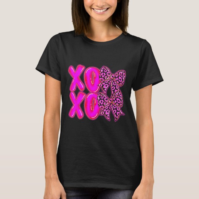 Camiseta Leopard Xoxo Coquette Bow Hearts Valentine's Day W (Frente)
