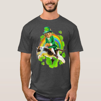 Camiseta Leprechaun Cat Andando no Rainbow St Patty