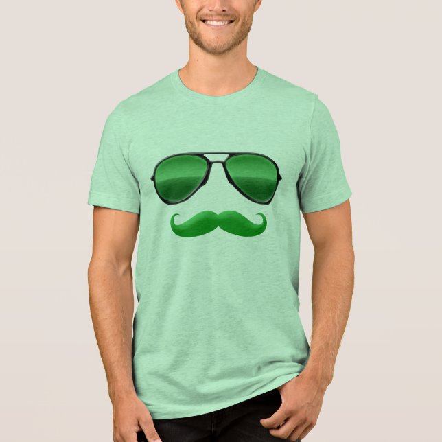 Camiseta Leprechaun Luzes verdes e óculos Legal (Frente)