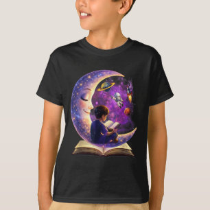 Camiseta Ler é fora deste mundo leitura de lua livro