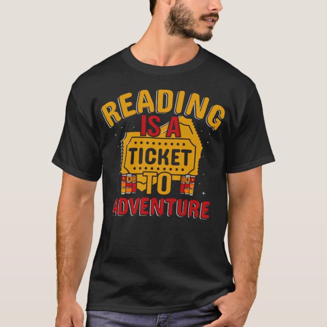 Camiseta Ler É Um Bilhete Para Aventura (2) (Frente)
