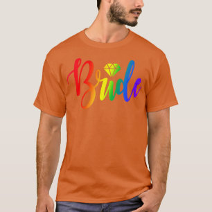 Camiseta Lesbian Bride Rainbow LGBT Wedding Engagement Tee