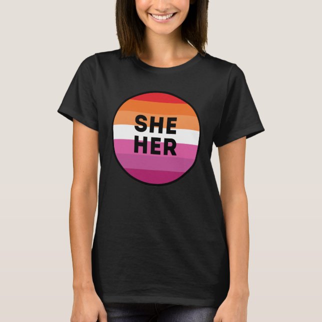 Camiseta Lésbica Pronouns Pride (Frente)