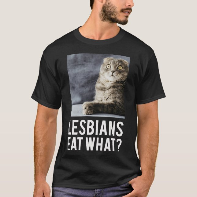 Camiseta Lésbicas Comem O Que amiga (Frente)
