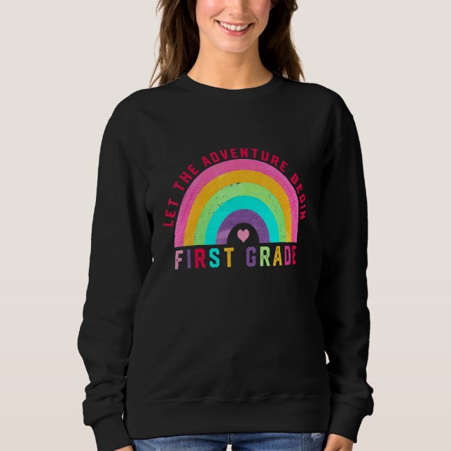 Camiseta Let The Adventure Begin First Grade Rainbow  1st G (Frente)