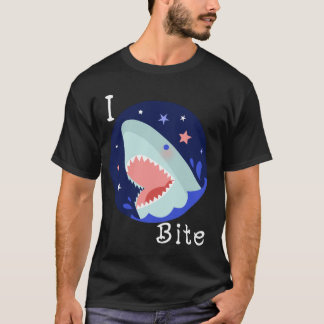 Camiseta Letra branca-tubarão-branca-picada
