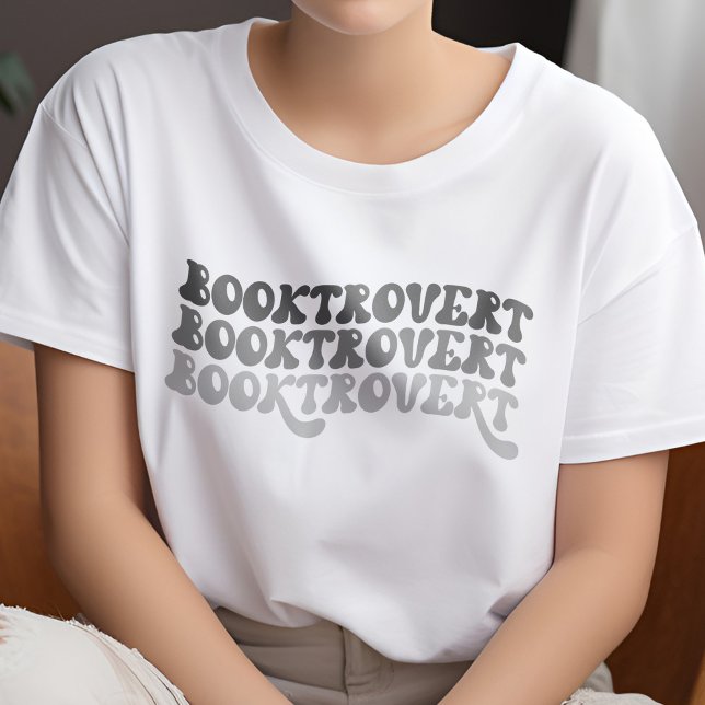 Camiseta Letra do livro retro-trovert preto multicolorido (Criador carregado)