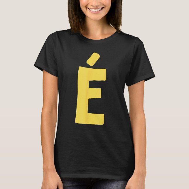 Camiseta Letra É grande e negrito em amarelo (Frente)