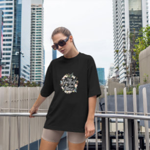 Camiseta Letra Floral Ajude-Se