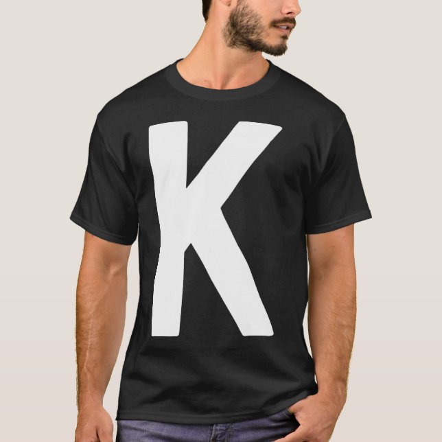 Camiseta Letra K grande e negrito branco (Frente)