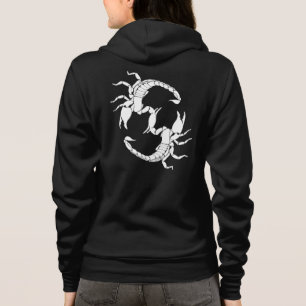 Camiseta Letra S Preta e Branca - Dois Escorpiões