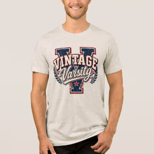 Camiseta Letra V em Bloco Distorcido Vintage Varsity