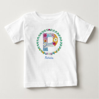 Camiseta Letras de Flor "P" Inicial com Nome Personalizado