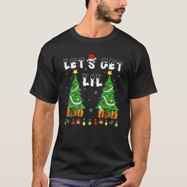 Camiseta Let's Get Lit Drinking Santa Hat Christmas Lights  (Frente)