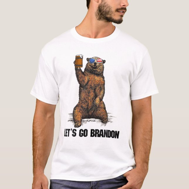 Camiseta Lets Go Brandon Bear Drinking (Frente)