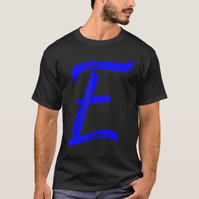 Camiseta Letter E Alphabet Large Blue Graphic Initial (Frente)