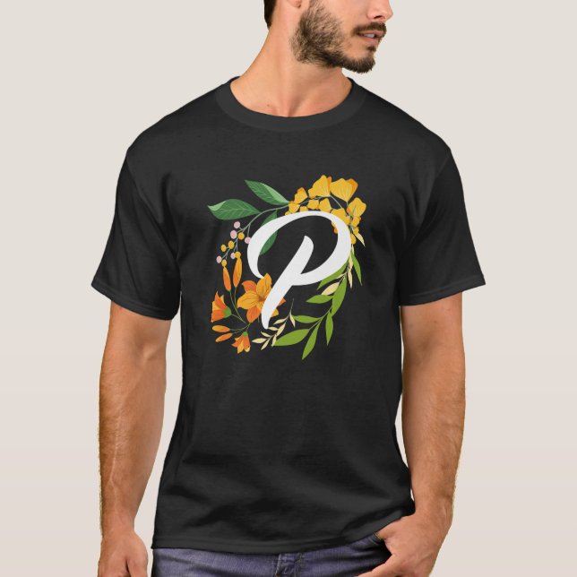 Camiseta Letter P Capital Alphabet Flowers Monogram Initial (Frente)