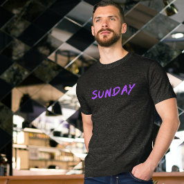 Camiseta Lettering Design ‘Sunday’ in Purple