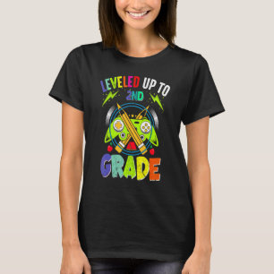 Camiseta Levado Até O Jogador De Nível segundo De Volta À E