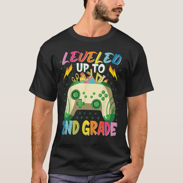 Camiseta Levado Até O Jogador De Nível segundo De Volta À E (Frente)