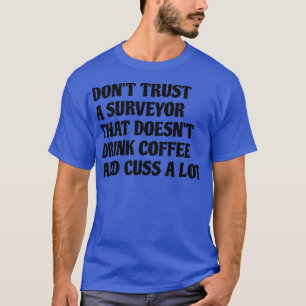 Camiseta Levantador Que Bebe Café Custa Muito