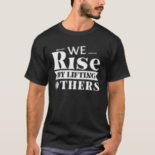 Camiseta Levantamo-Nos Levantando Outras Cotas Motivacionai