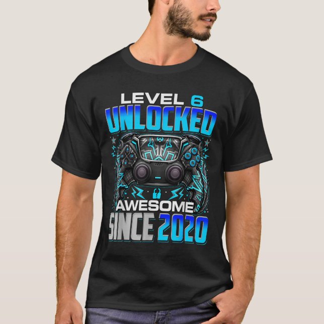 Camiseta Level 6 Unlocked Awesome Since 2020 6th Birthday G (Frente)