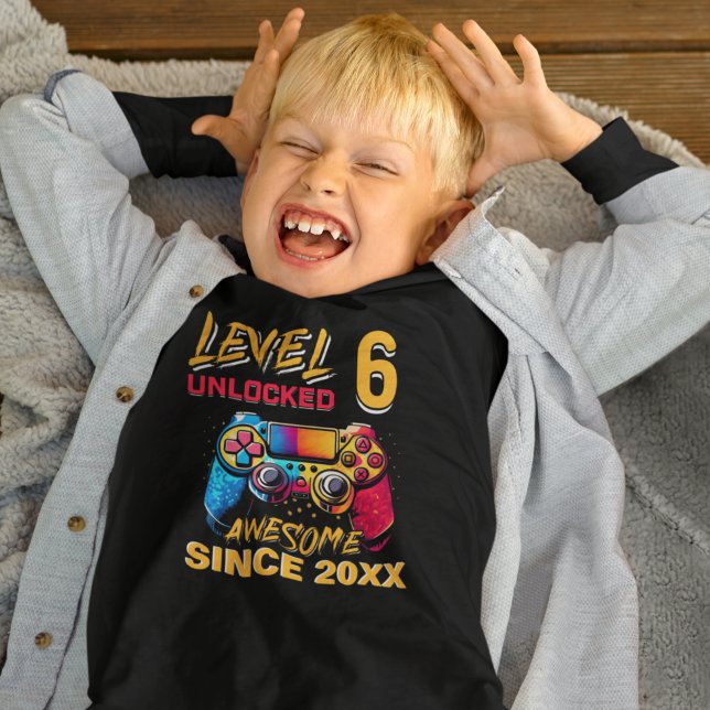 Camiseta Level 6 Unlocked - Fun Birthday 6 Gamer  (Criador carregado)