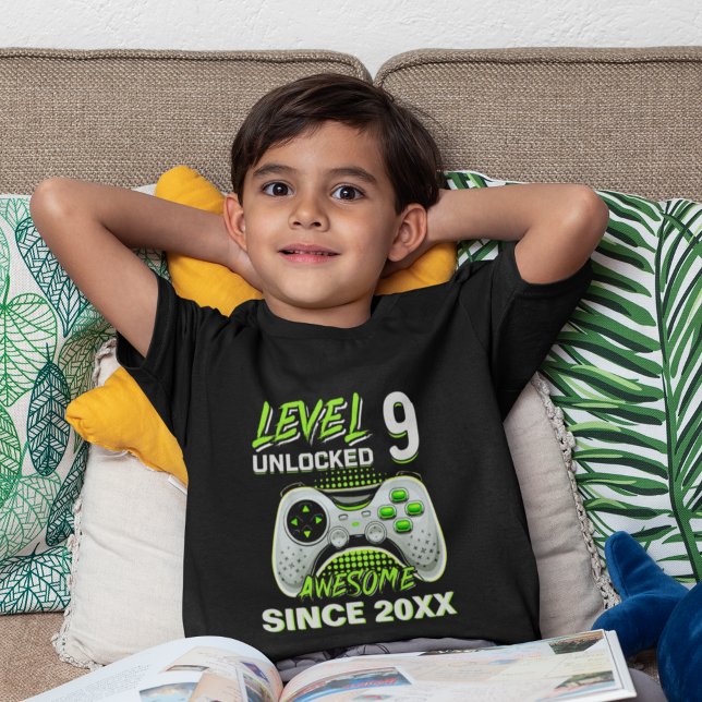 Camiseta Level 9 Unlocked - Fun Birthday 9 Gamer  (Criador carregado)