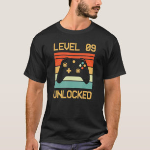 Camiseta Level 9 Unlocked Video Gamer 9th Birthday Vintage