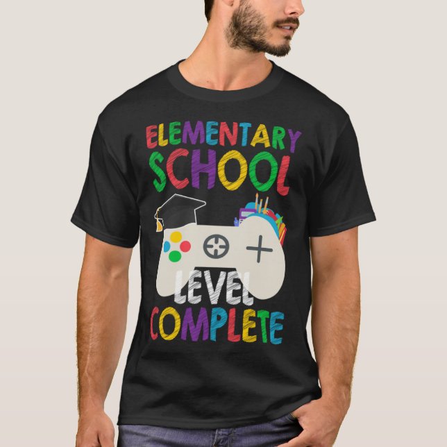 Camiseta Level Complete Last Day Of Elementary School Gradu (Frente)