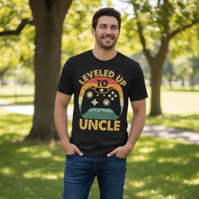 Camiseta Leveled Up to Uncle (Criador carregado)