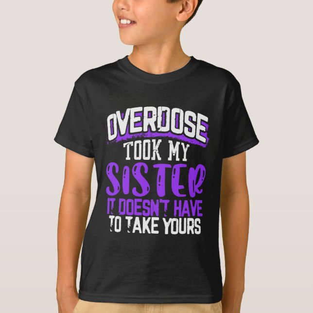 Camiseta Levou a minha irmã, não precisa levar a sua (Frente)