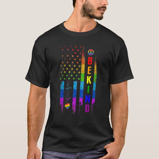 Camiseta Lgbtq Be Kind Orgulho gay Lgbt Rainbow American Fl (Frente)