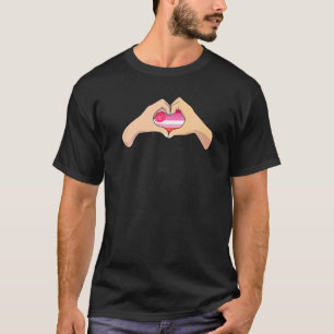Camiseta Lgbtq Lipstick Pride Flag Sinal Hand Heart Sinal L