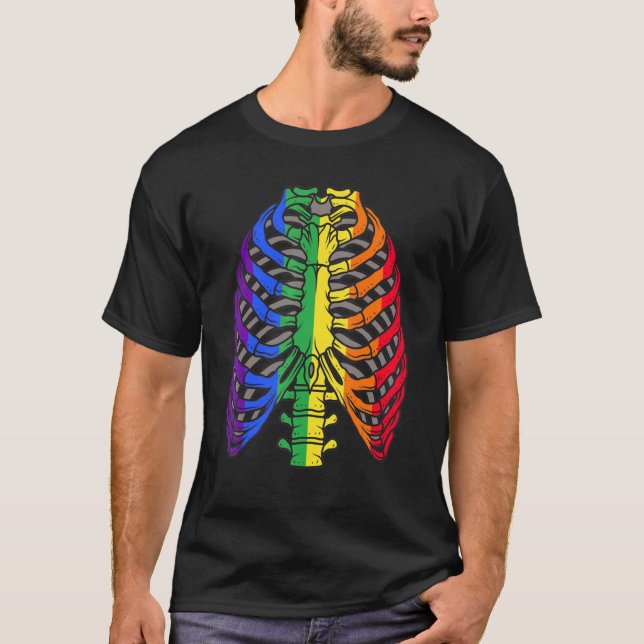 Camiseta Lgtb Gay Sinalizador de Halloween Ribcage Orgulho  (Frente)