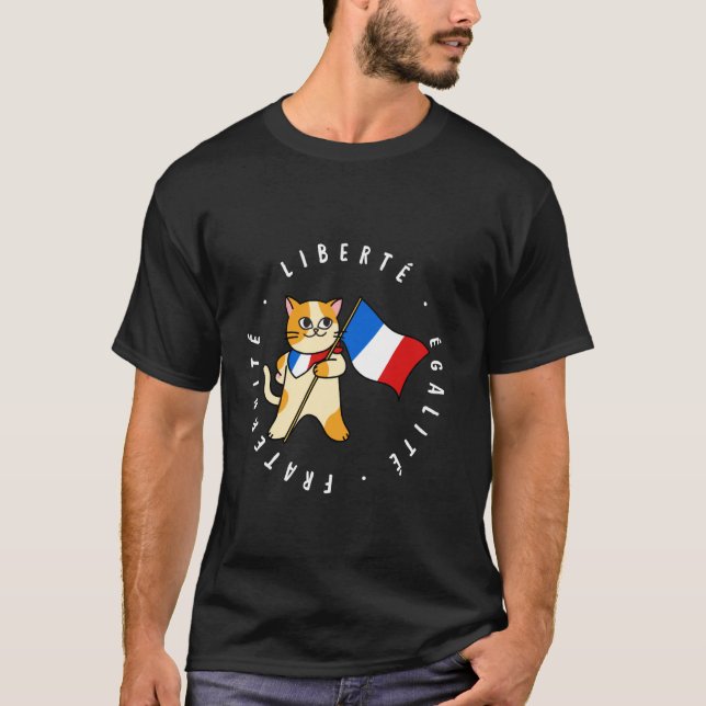 Camiseta Liberdade, Igualdade, Fraternidade - Fofo Frenesi  (Frente)